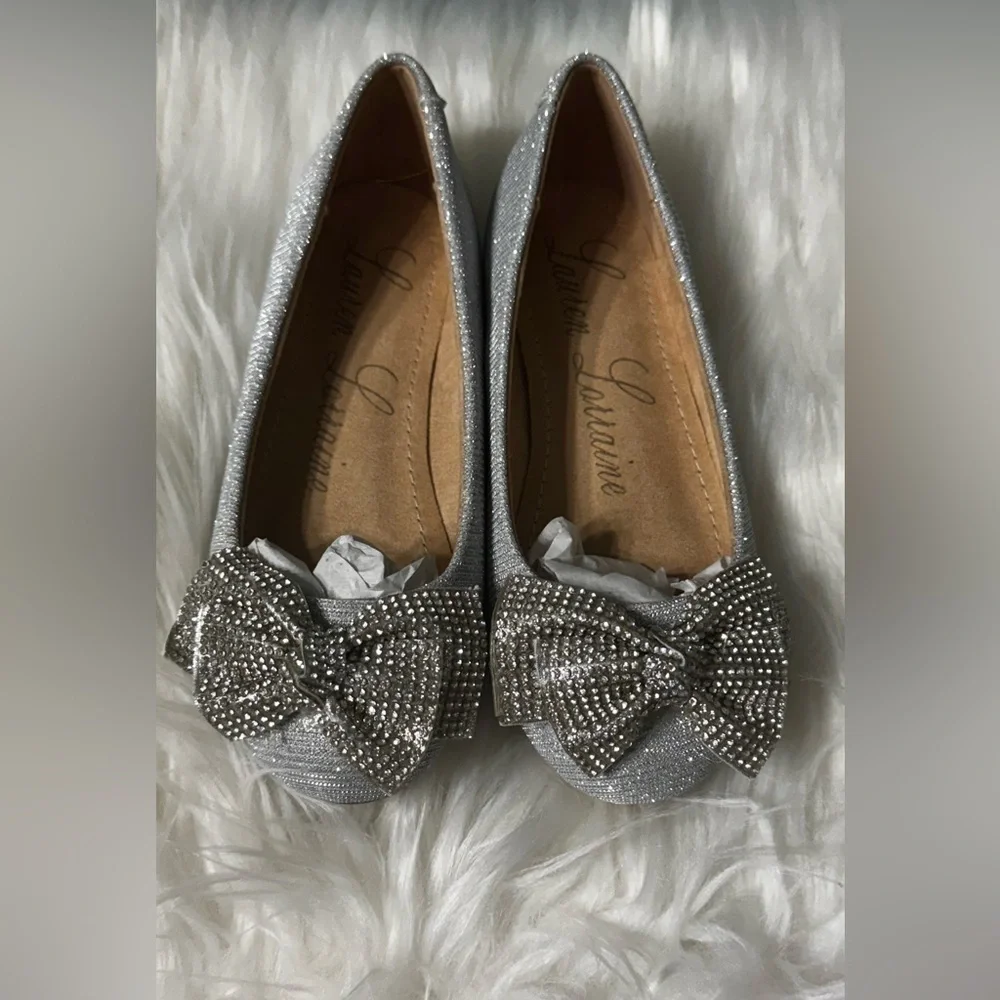 Lauren Lorraine Sparkling Silver Girls Flats with Bow Size 9.5 Holiday Shoes,NIB